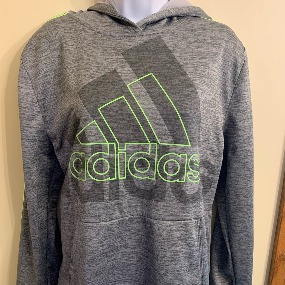 ADIDAS pullover hoodie size XL(18-20) fits like Women’s medium
